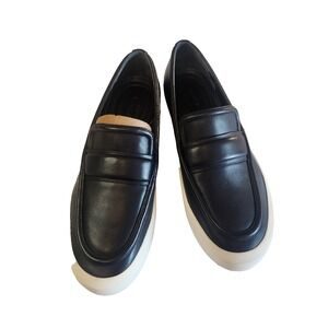 Vince Womenss Designer Leather Black Loafer 9 NWOB